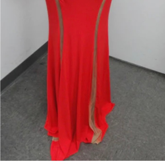 Stylish Jovani evening dress. Color is Black. Size 16. - Picture 4 of 6